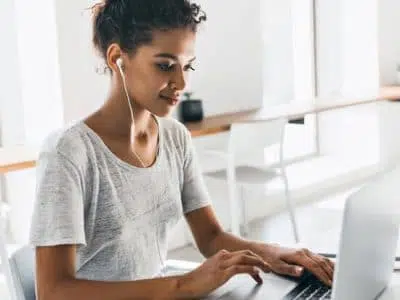 Martinique mass voice broadcast ,sms and fax